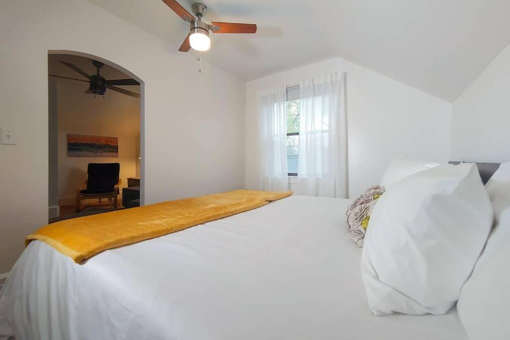 Historic W/Deck, King Bed & Air By Lake Michigan 매니스티 외부 사진